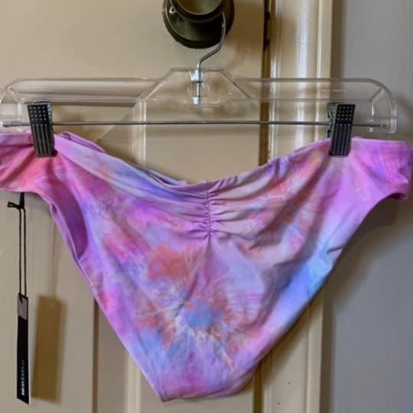 NWT Max swim swimsuit style: - Picture 3 of 4